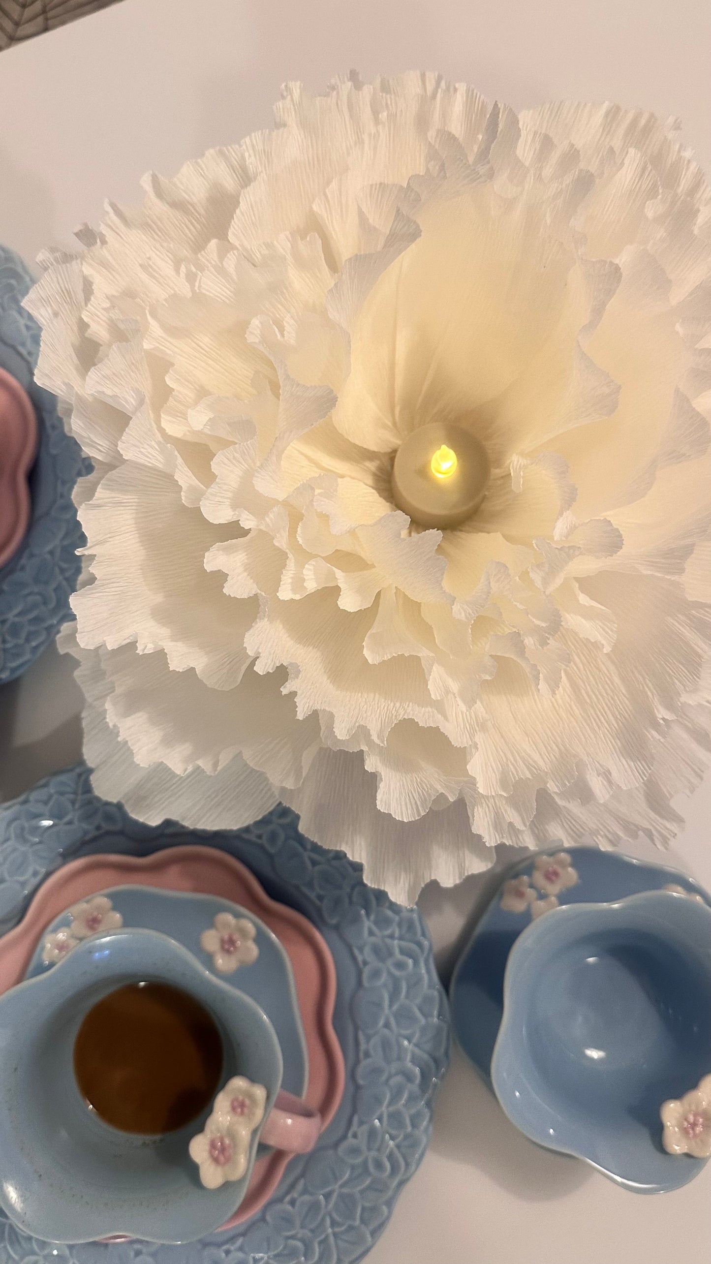White Bloom-LED Flower Lamp